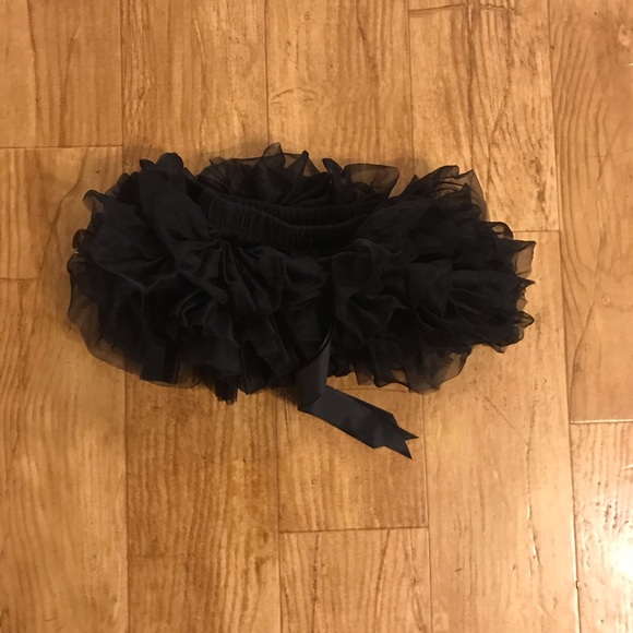 Two cute TuTu’s 3-6 months - Picture 5 of 5